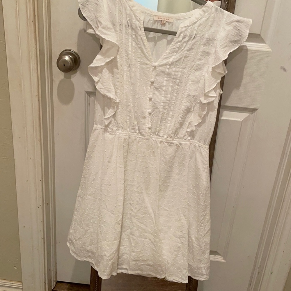 Skies are Blue medium white boutique sundress